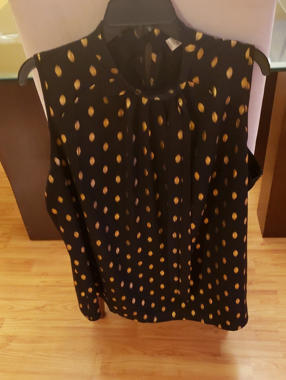 Black Sleeveless Camisole with Gold Dot Accent